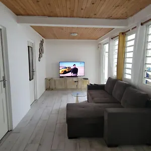  Holiday home Maison D'hanaya Martinique