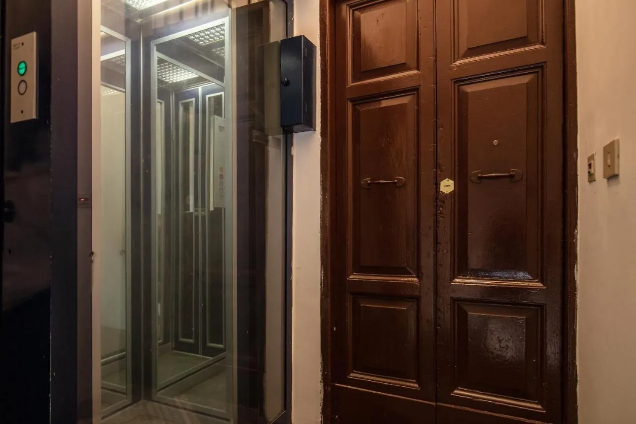 Colosseo Miracle Suite Rom Italien